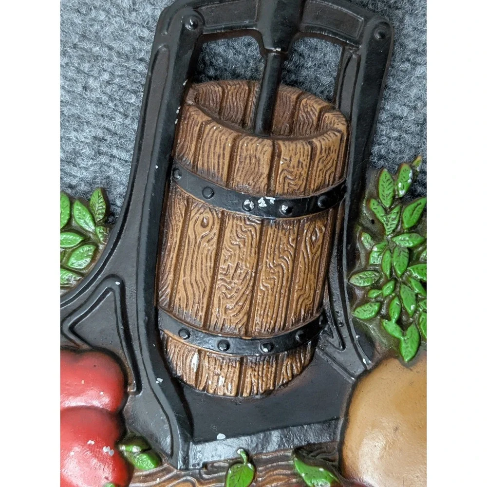 Vintage Homco USA 1978 Cast Metal Country Core Décor Kitchen Apple Press Cider‎